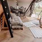 Czorsztyn Glamp *