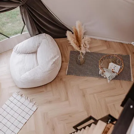 Czorsztyn Glamp *