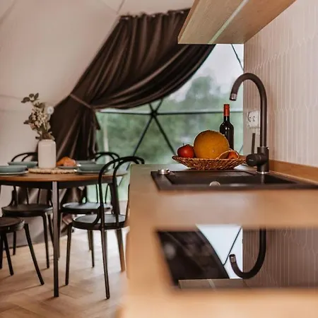 Czorsztyn Glamp 豪华帐篷