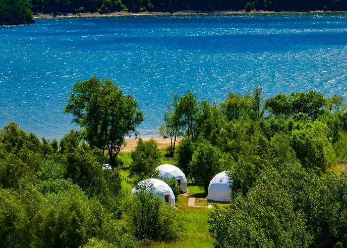 Czorsztyn Glamp ラグジュアリーテント Maniowy